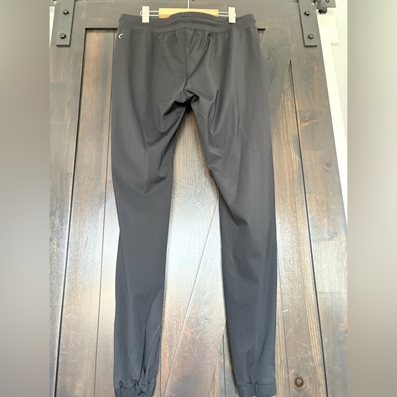 ZYIA Women’s Black Joggers - Picture 4 of 4